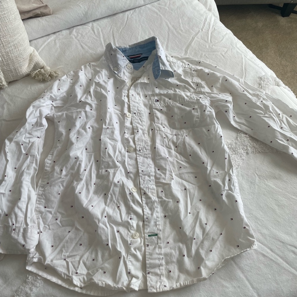 Tommy Hilfiger button up